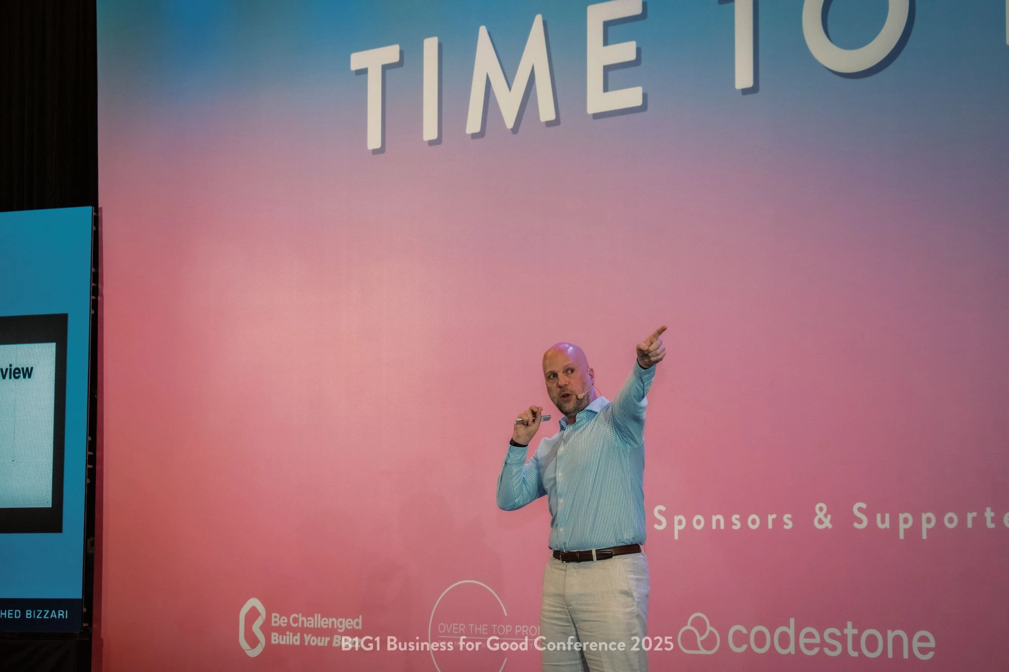Fahed Bizzari speaking at Bali